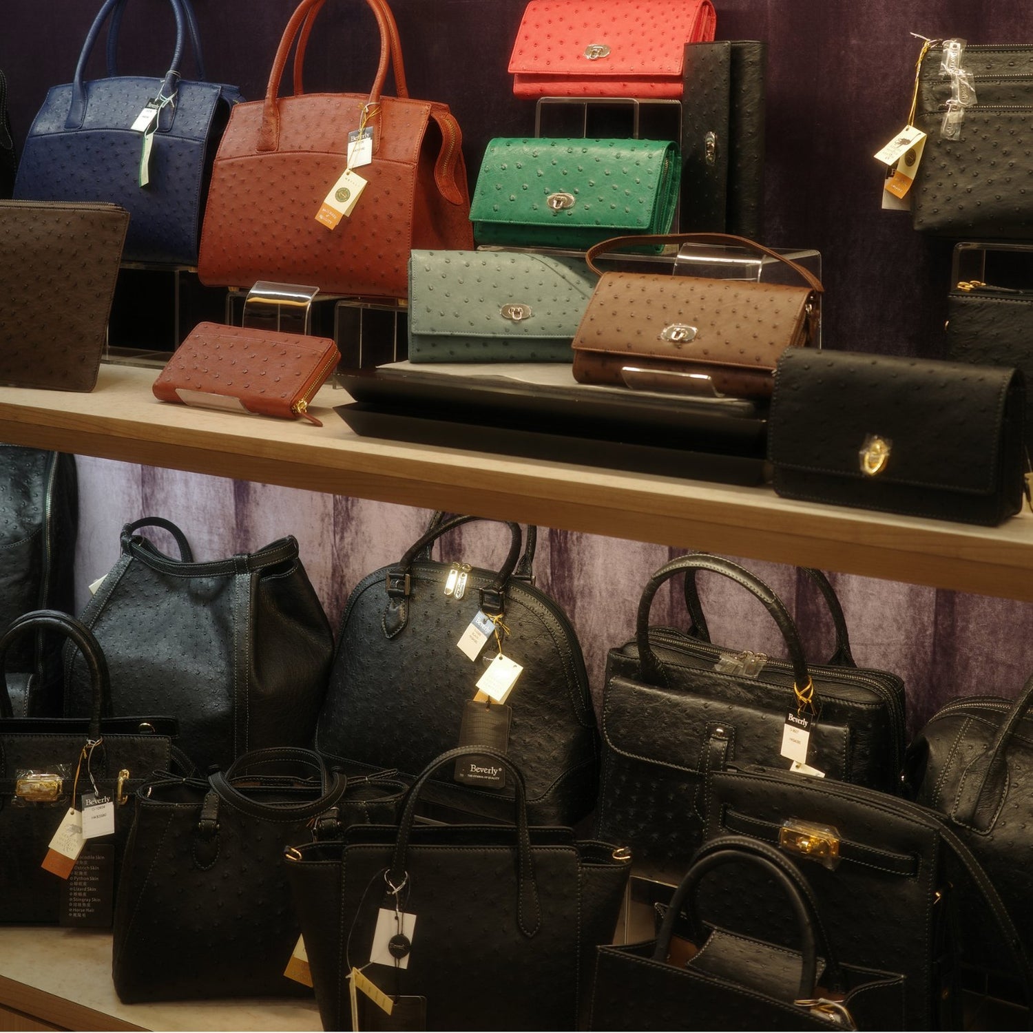 手袋 Handbags