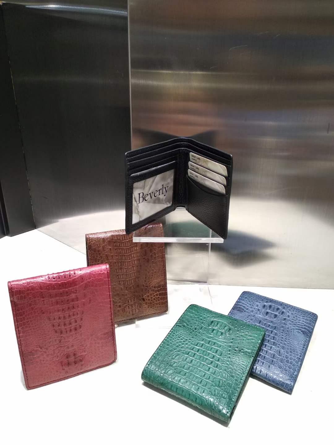 錢包及卡片套 Wallets & Card Holders